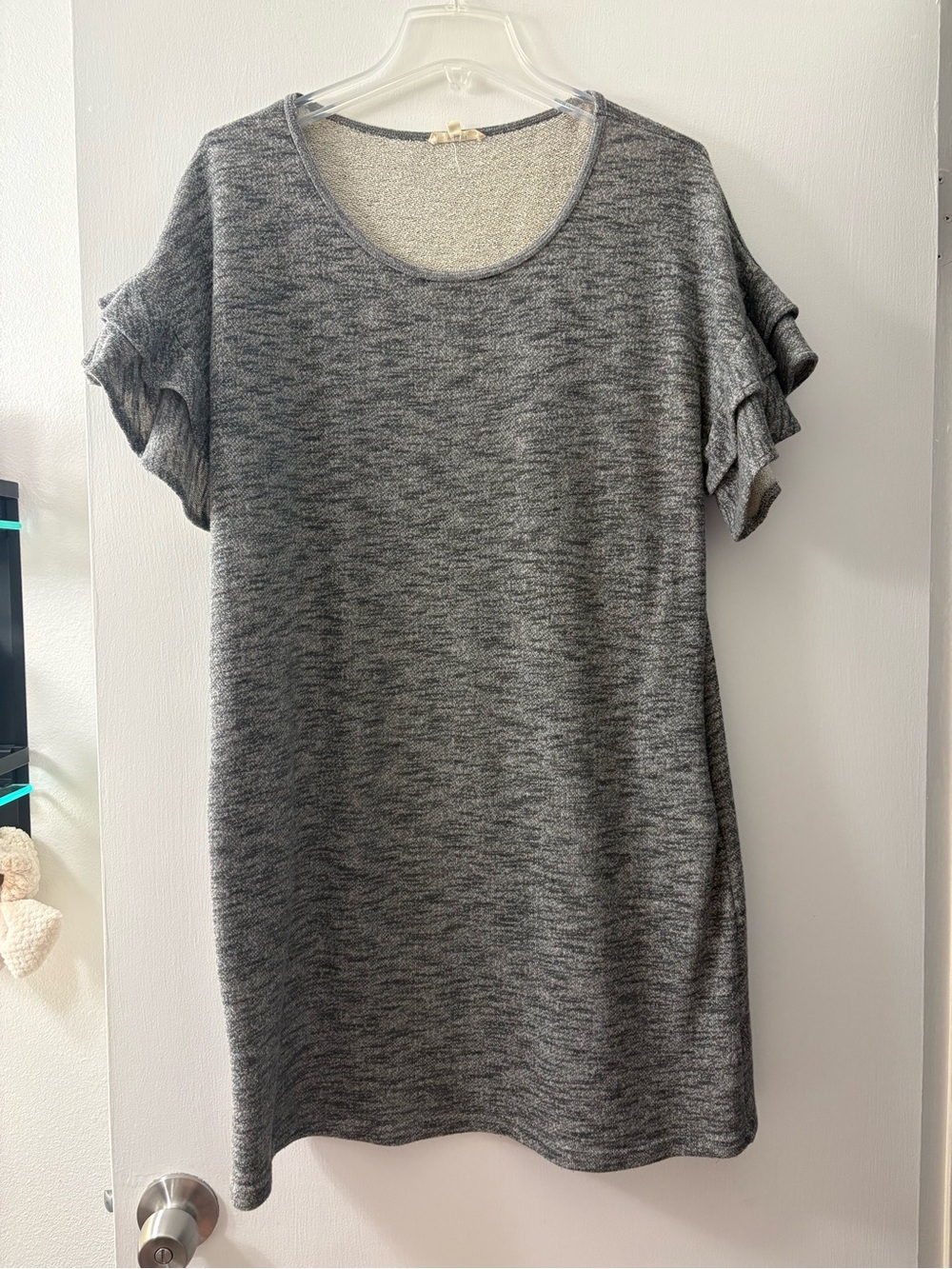 Women's EASEL Gray Ruffle Sleeved Dress Size Medium